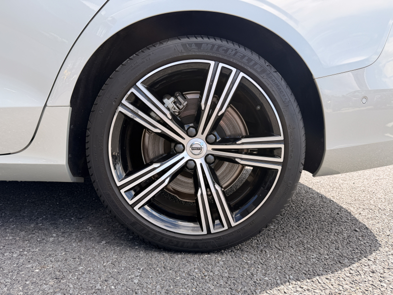 ボルボ V60 中古車
