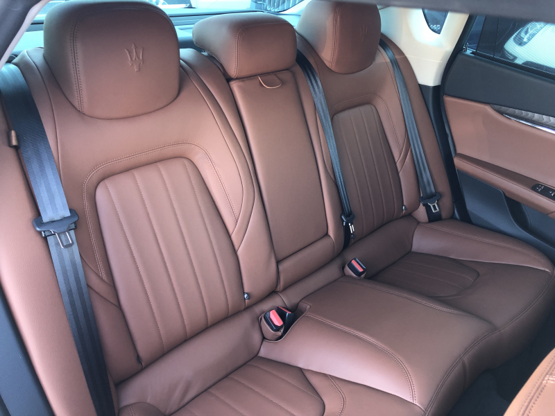 マセラティ クアトロポルテ 中古車