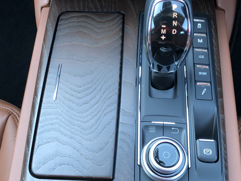 マセラティ クアトロポルテ 中古車