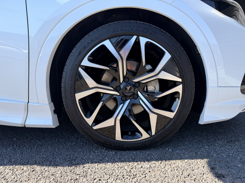 トヨタ クラウン クロスオーバー 中古車