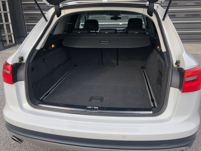 アウディ A6 中古車