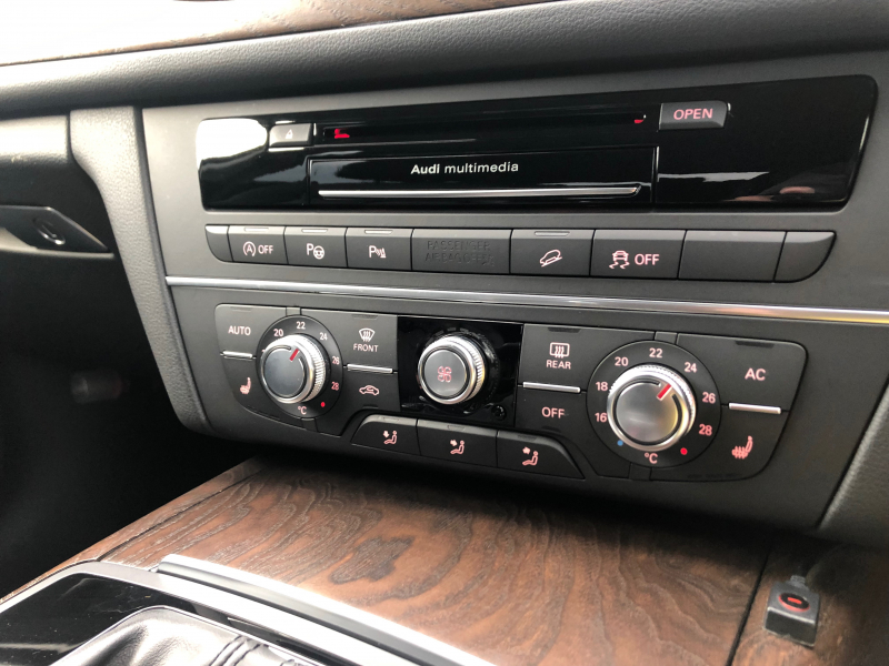 アウディ A6 中古車