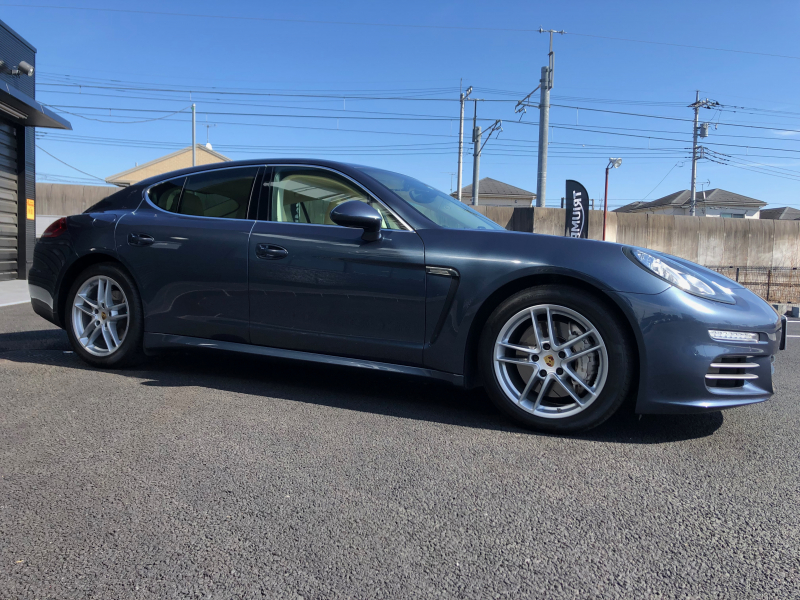 ポルシェ パナメーラ 中古車