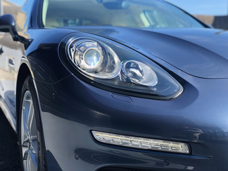 ポルシェ パナメーラ 中古車