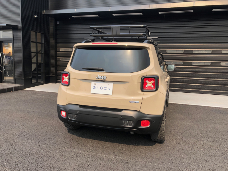 ジープ レネゲード 中古車