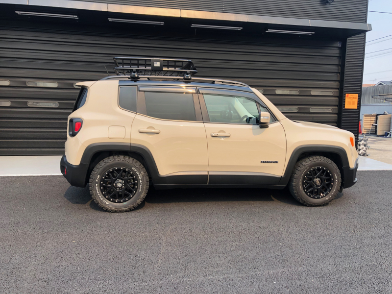 ジープ レネゲード 中古車