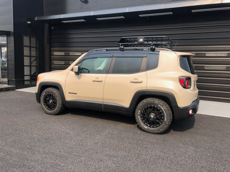 ジープ レネゲード 中古車