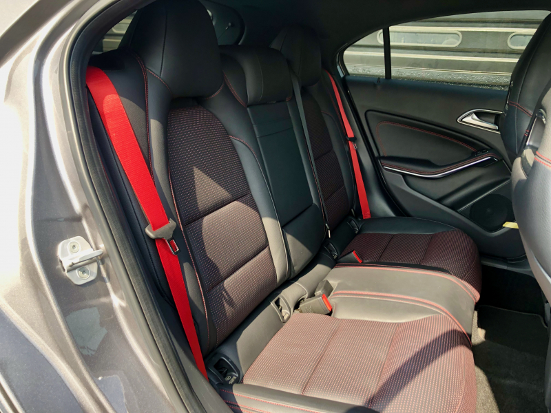 メルセデスベンツ Aクラス 中古車