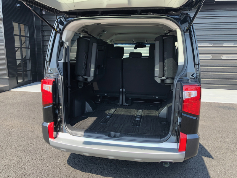 三菱 デリカD:5 中古車