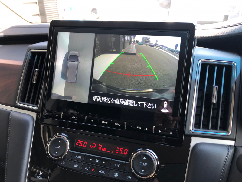 三菱 デリカD:5 中古車