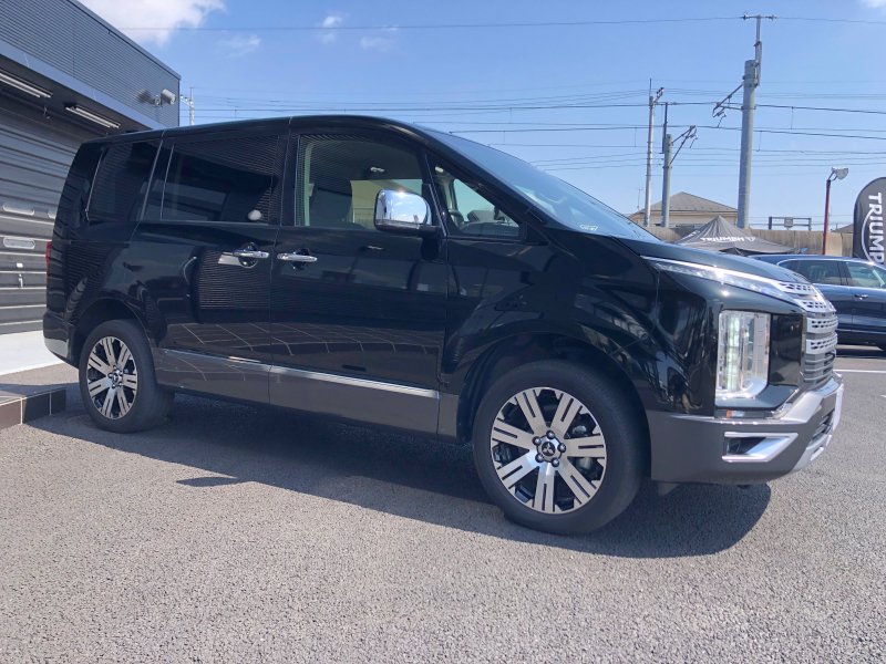 三菱 デリカD:5 中古車