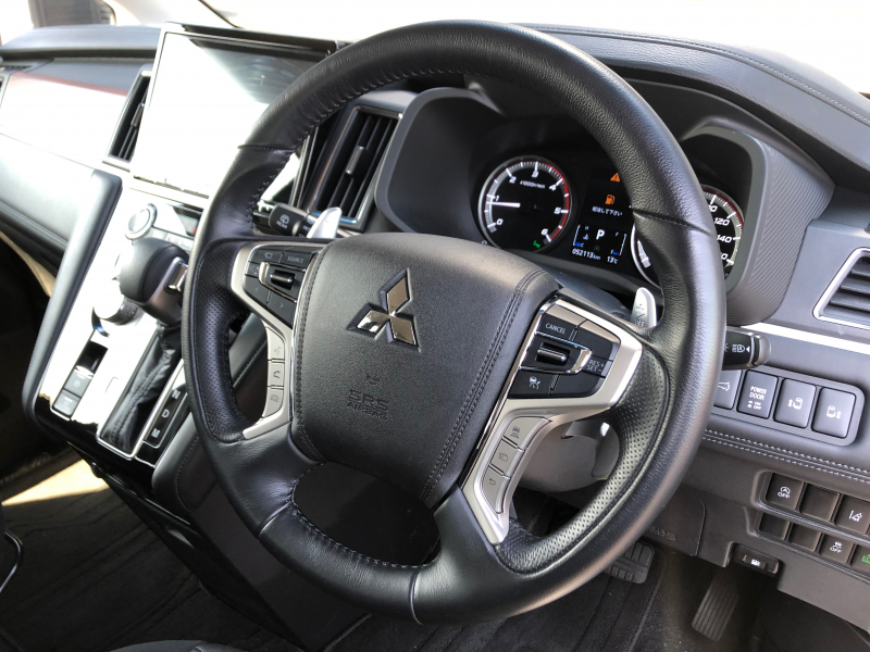 三菱 デリカD:5 中古車