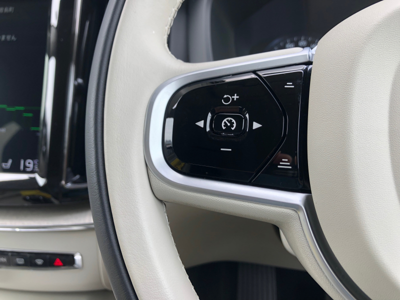 ボルボ XC60 中古車