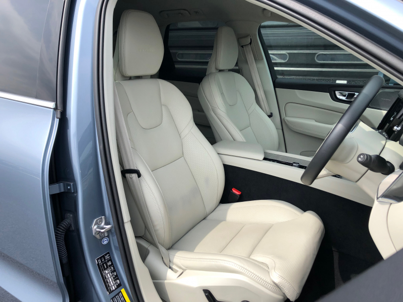 ボルボ XC60 中古車