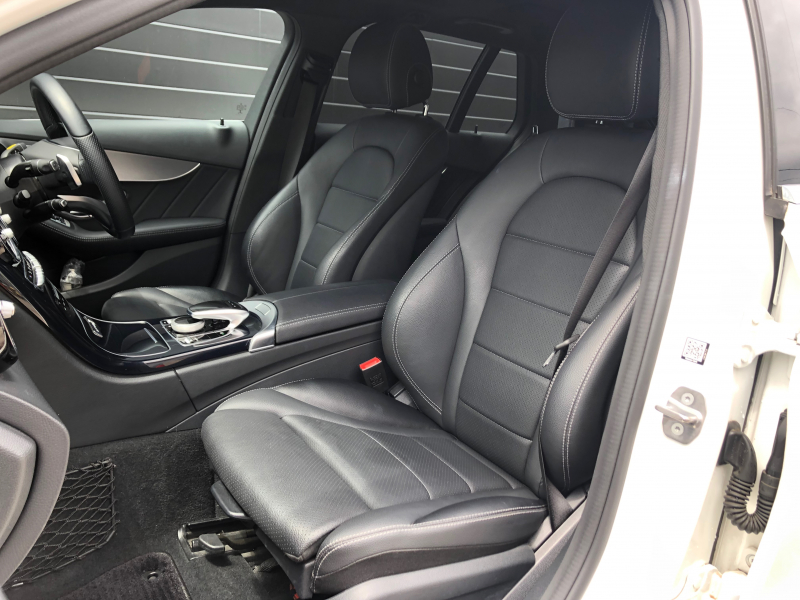 メルセデスベンツ Cクラス 中古車