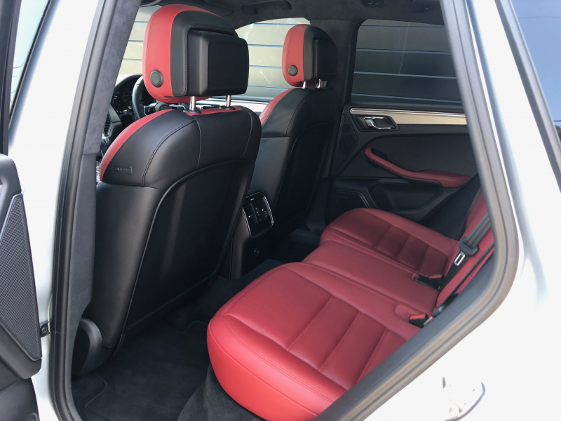 ポルシェ マカン 中古車