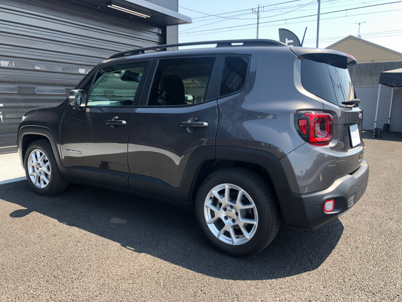 ジープ レネゲード 中古車