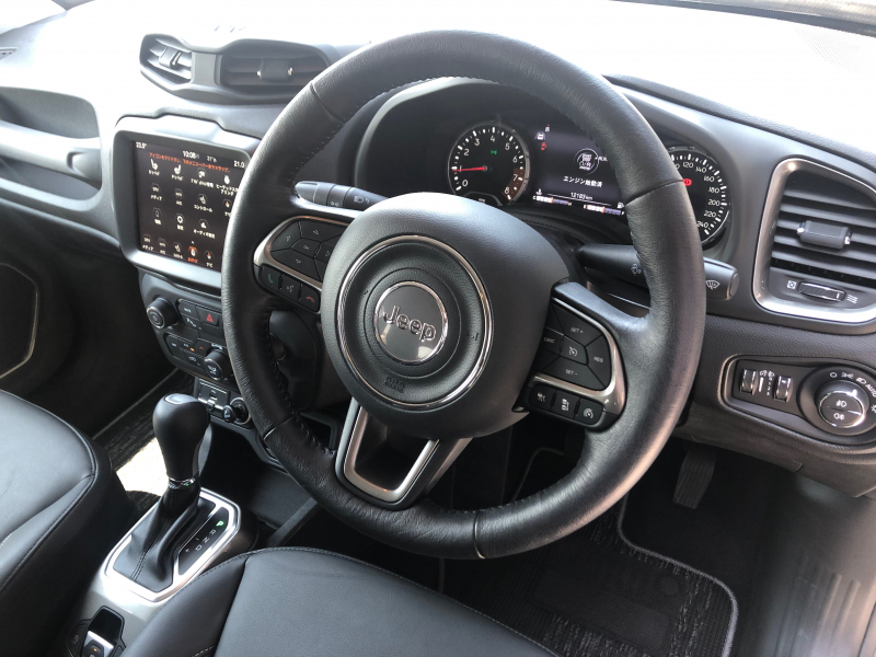 ジープ レネゲード 中古車