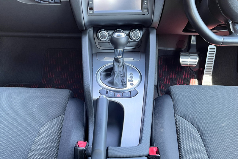 アウディ TTクーペ 中古車