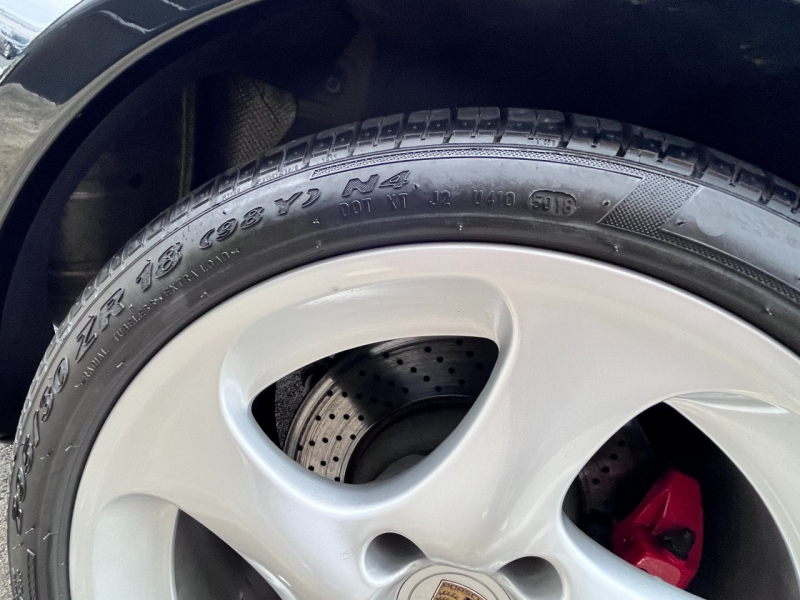 ポルシェ 911(Type996) 中古車