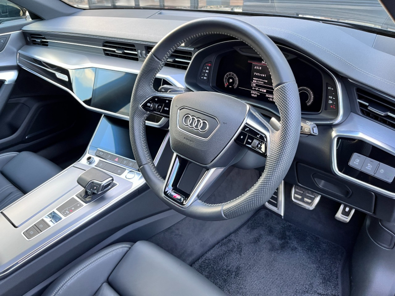 アウディ A6アバント 中古車