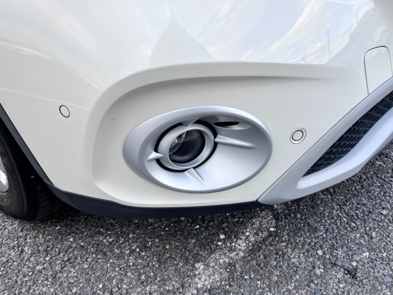 メルセデスベンツ GLA 中古車