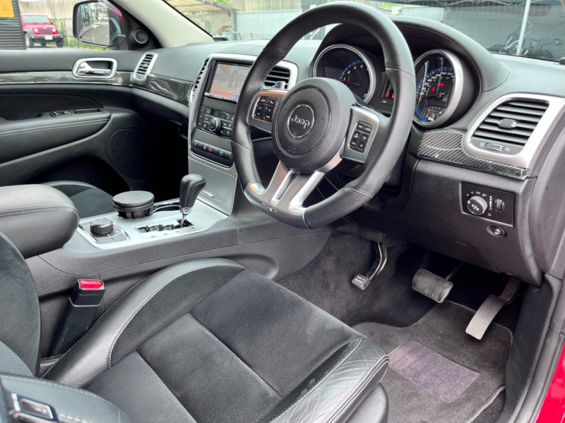 ジープ グランドチェロキー 中古車