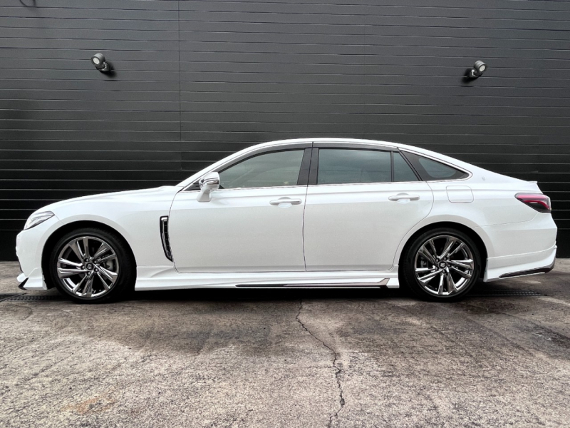 トヨタ クラウン 中古車