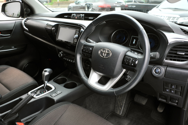 トヨタ ハイラックス 中古車