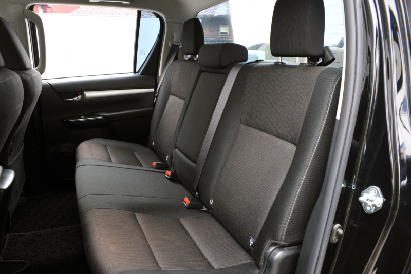 トヨタ ハイラックス 中古車