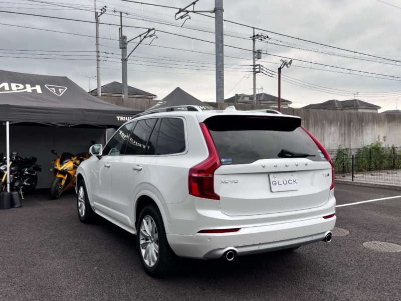 ボルボ XC90 中古車