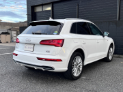 アウディ Q5 中古車