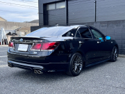 トヨタ クラウンハイブリッド 中古車