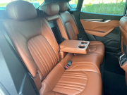 マセラティ レヴァンテ 中古車