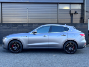 マセラティ レヴァンテ 中古車