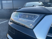 アウディ Q7 中古車