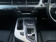 アウディ Q7 中古車