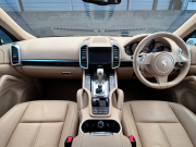 ポルシェ カイエン 中古車