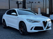 アルファロメオ ステルヴィオ 中古車