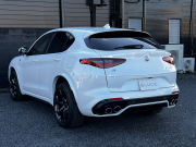 アルファロメオ ステルヴィオ 中古車