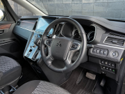 三菱 デリカD:5 中古車