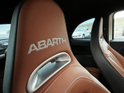 アバルト 595 中古車