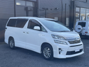 トヨタ ヴェルファイア 中古車