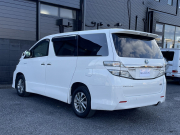 トヨタ ヴェルファイア 中古車