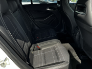 メルセデスベンツ CLAクラス 中古車