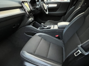 ボルボ XC40 中古車