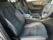 ボルボ XC40 中古車