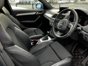 アウディ Q3 中古車