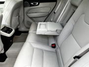 ボルボ XC60 中古車