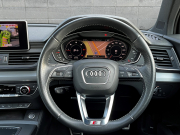 アウディ Q5 中古車